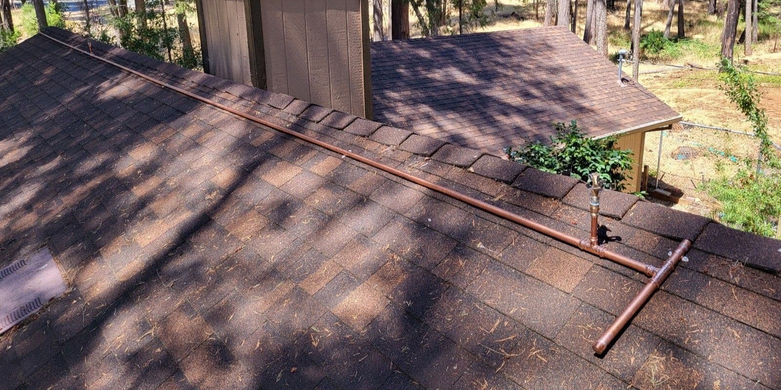 Roof sprinkler system.